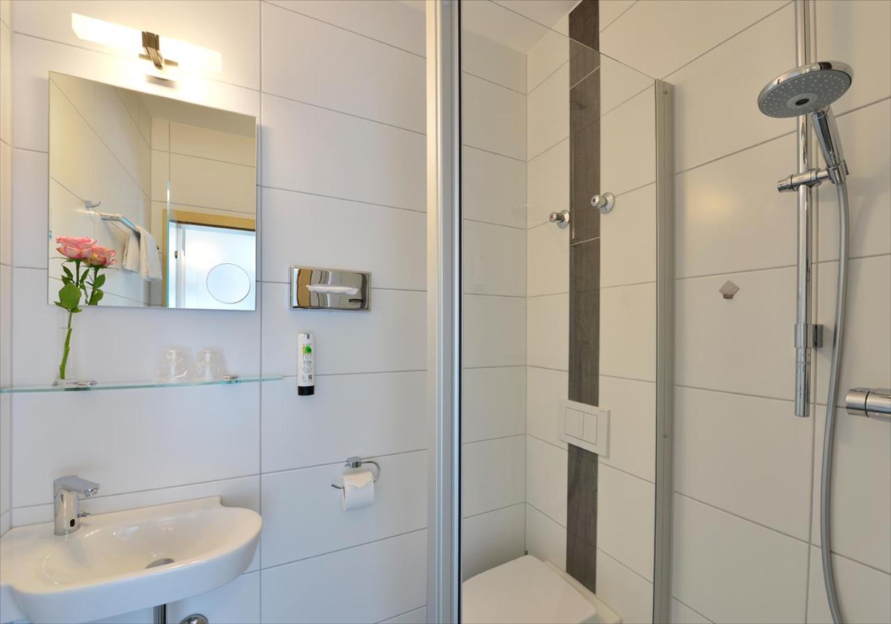 Hotel Sonnenhof Pleinfeld Bagian luar foto