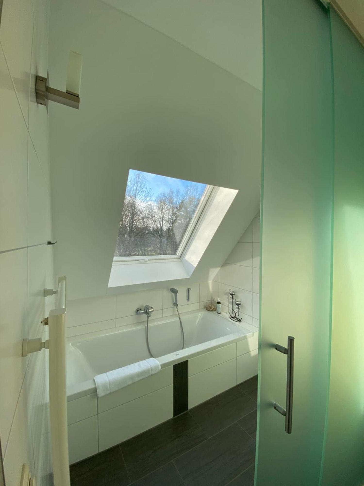 Hotel Sonnenhof Pleinfeld Bagian luar foto