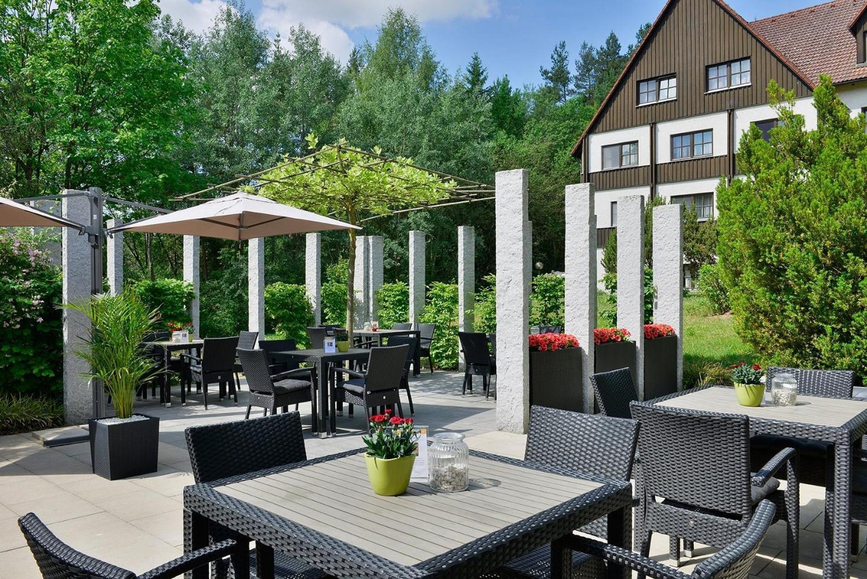 Hotel Sonnenhof Pleinfeld Bagian luar foto