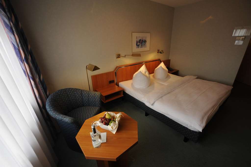 Hotel Sonnenhof Pleinfeld Ruang foto