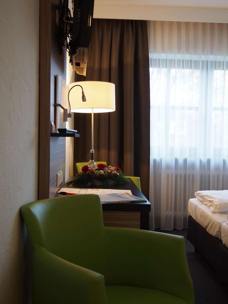 Hotel Sonnenhof Pleinfeld Bagian luar foto