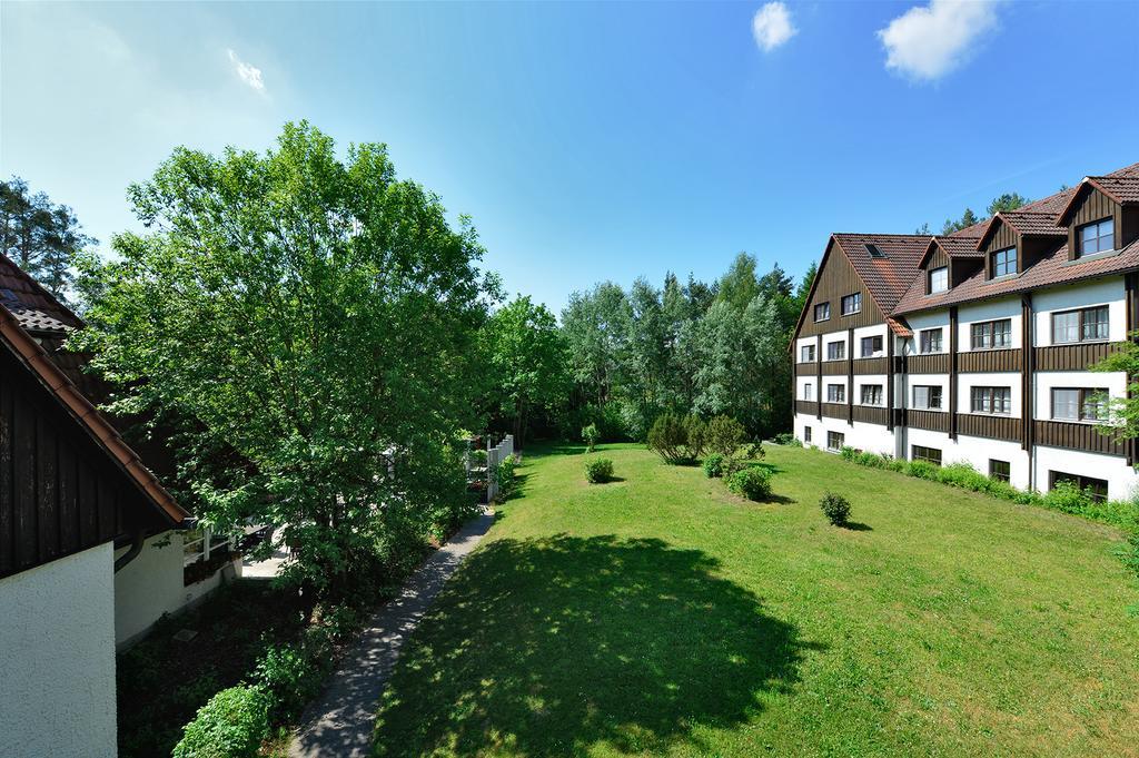 Hotel Sonnenhof Pleinfeld Bagian luar foto