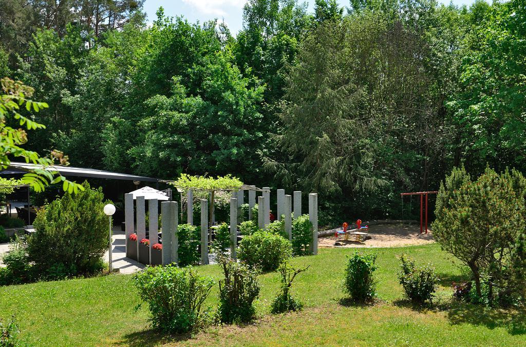 Hotel Sonnenhof Pleinfeld Bagian luar foto